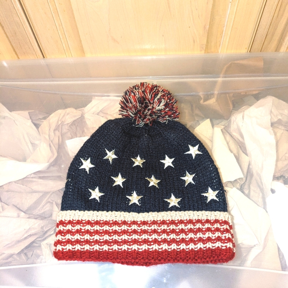 Women's Patriotic American flag beanie with pompom